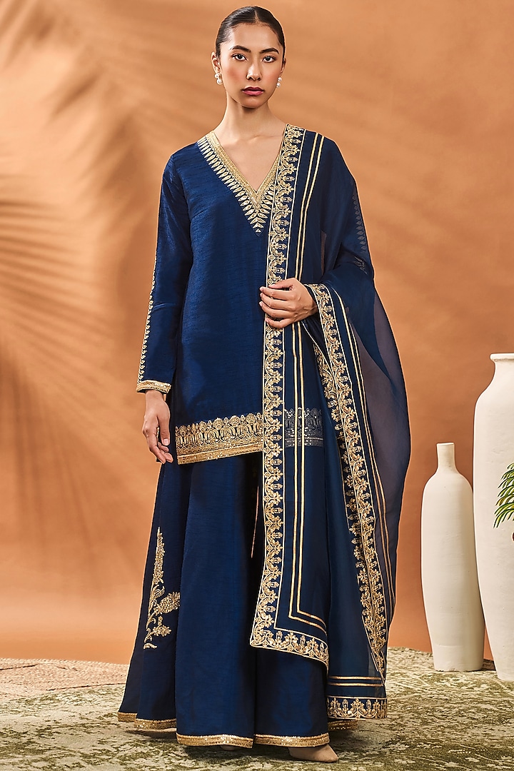 Blue Raw Silk Embellished Kurta Set by Masaba at Pernia's Pop Up Shop