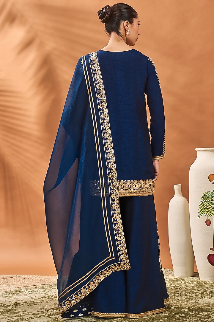 Blue Raw Silk Embellished Kurta Set by Masaba at Pernia's Pop Up Shop