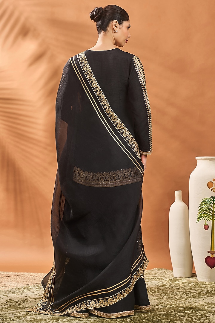Black Raw Silk Embellished Kurta Set by Masaba at Pernia's Pop Up Shop