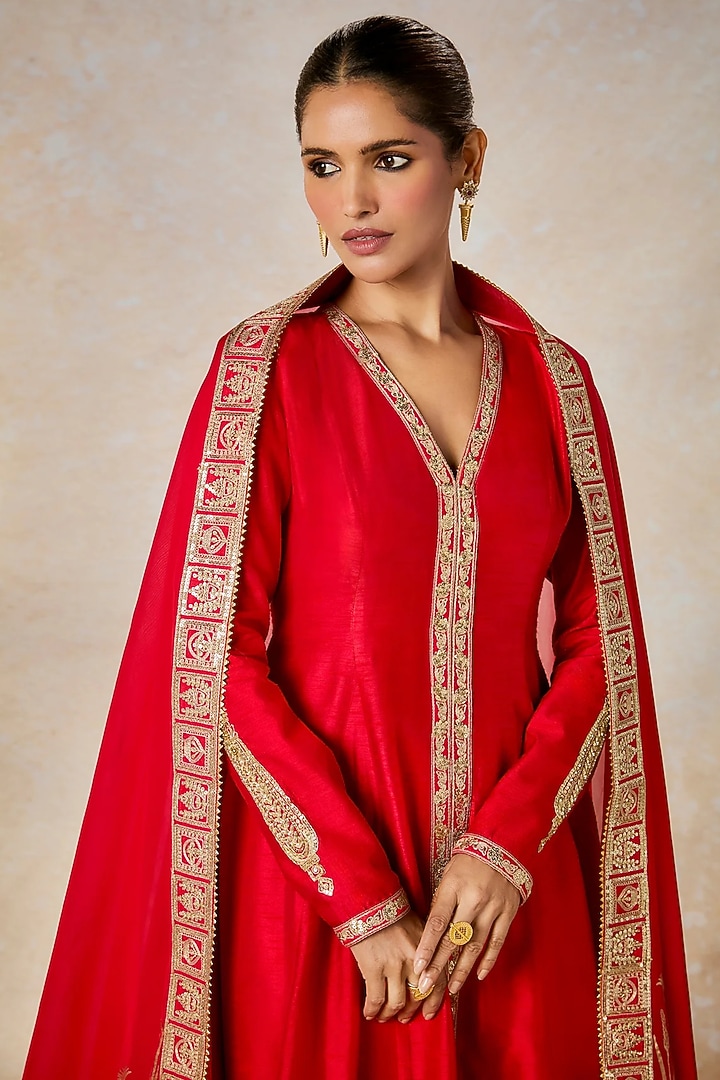 Red Raw Silk Motif Embroidered A-Line Kurta Set by Masaba at Pernia's Pop Up Shop