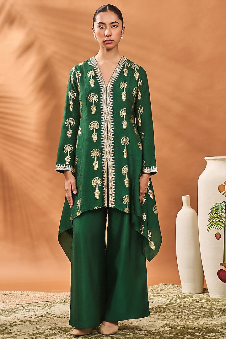 Green Raw Silk Foil Printed & Embroidered Tunic Set by Masaba at Pernia's Pop Up Shop