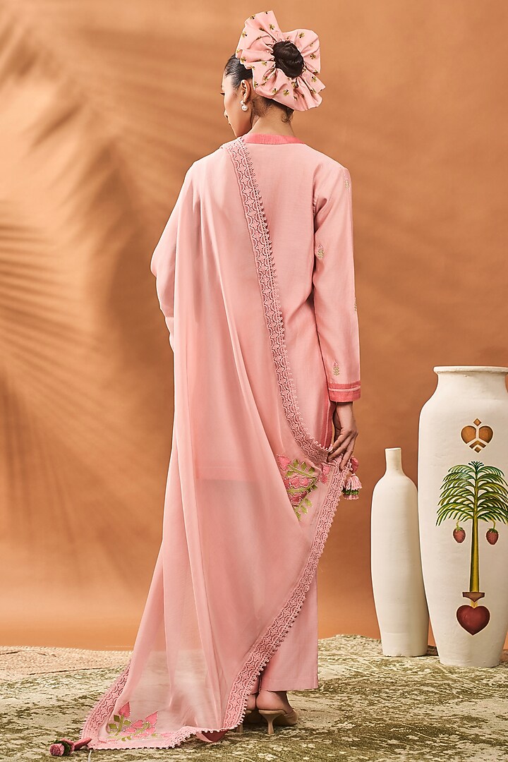 Pink Chanderi Resham Embroidered Short Kurta Set by Masaba at Pernia's Pop Up Shop
