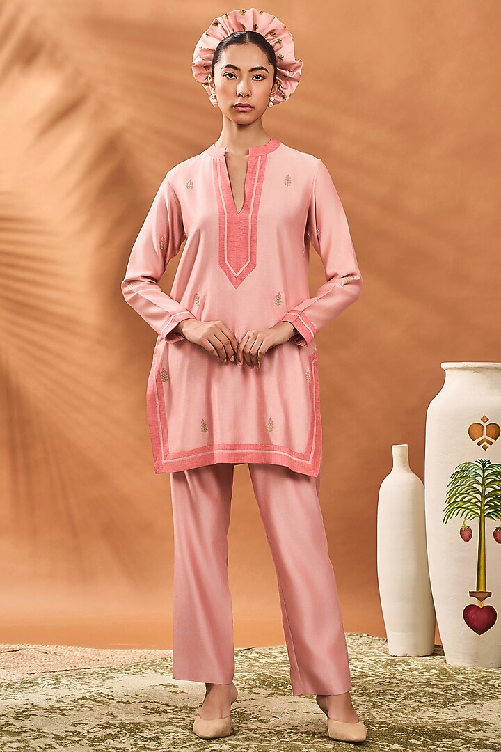 Pink Chanderi Resham Embroidered Short Kurta Set by Masaba at Pernia's Pop Up Shop