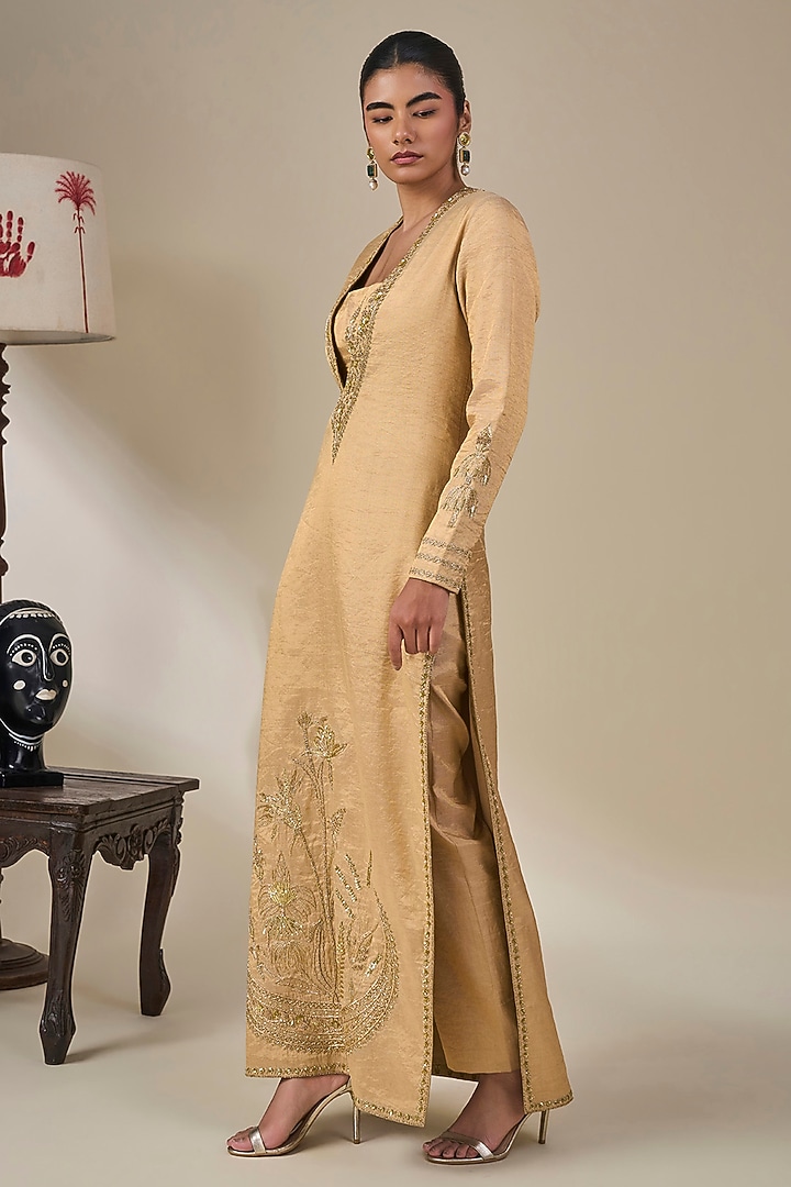 Golden Tissue Silk Chand Motif Embroidered Straight Kurta Set by Masaba at Pernia's Pop Up Shop