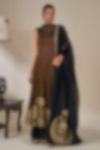 Black Tissue Silk Kurta Set by Masaba at Pernia's Pop Up Shop