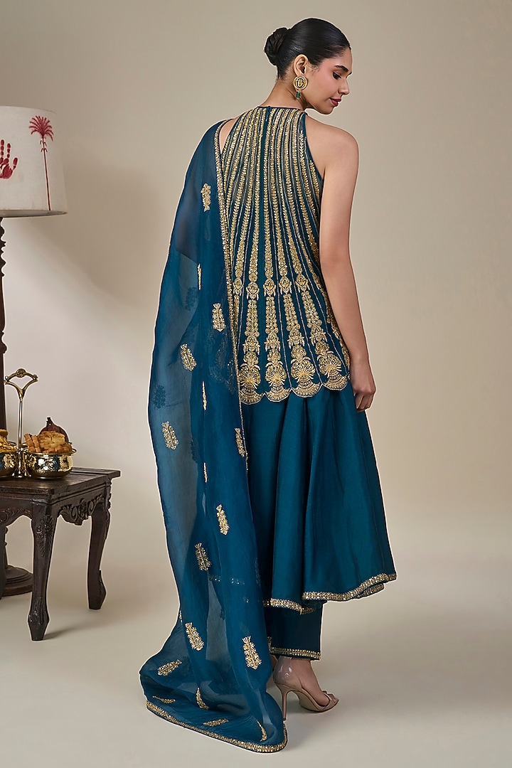 Teal Silk Embroidered Overlay Crushed Kurta Set by Masaba at Pernia's Pop Up Shop