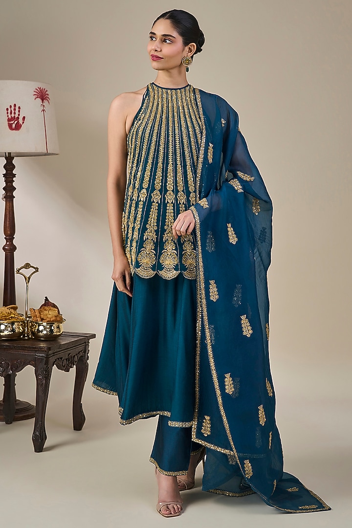 Teal Silk Embroidered Overlay Crushed Kurta Set by Masaba at Pernia's Pop Up Shop