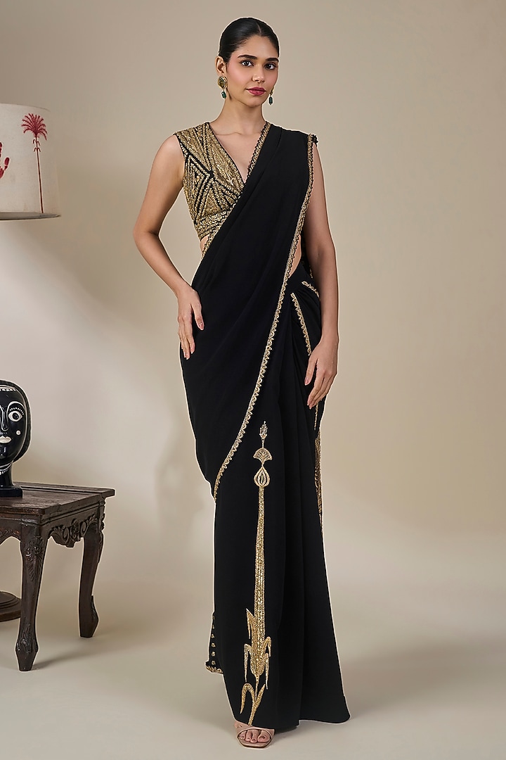 Black Heavy Crepe Patchwork Pre-Stitched Reception Saree Set by Masaba at Pernia's Pop Up Shop