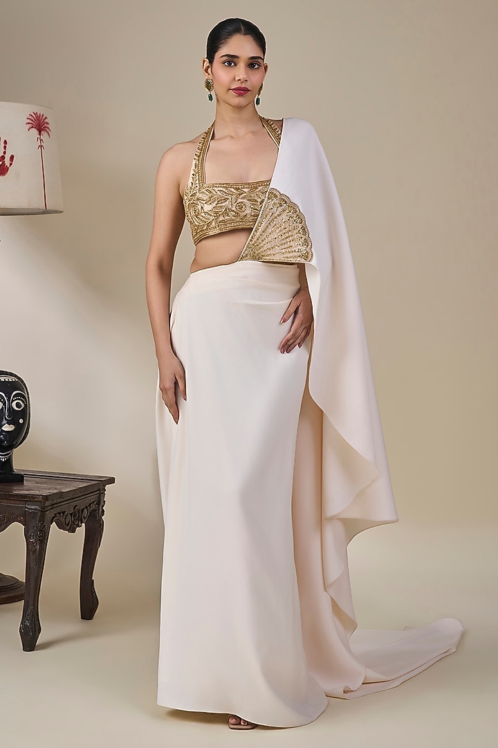 Ivory Heavy Crepe Pankh Motifs Pre-Stitched Reception Saree Set by Masaba at Pernia's Pop Up Shop
