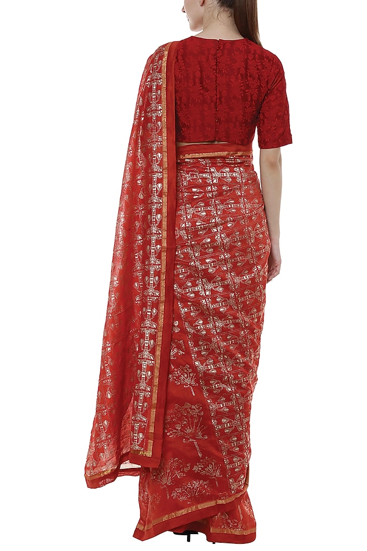 Scarlet Red & Gold Printed Party Wear Saree Set by Masaba at Pernia's Pop Up Shop