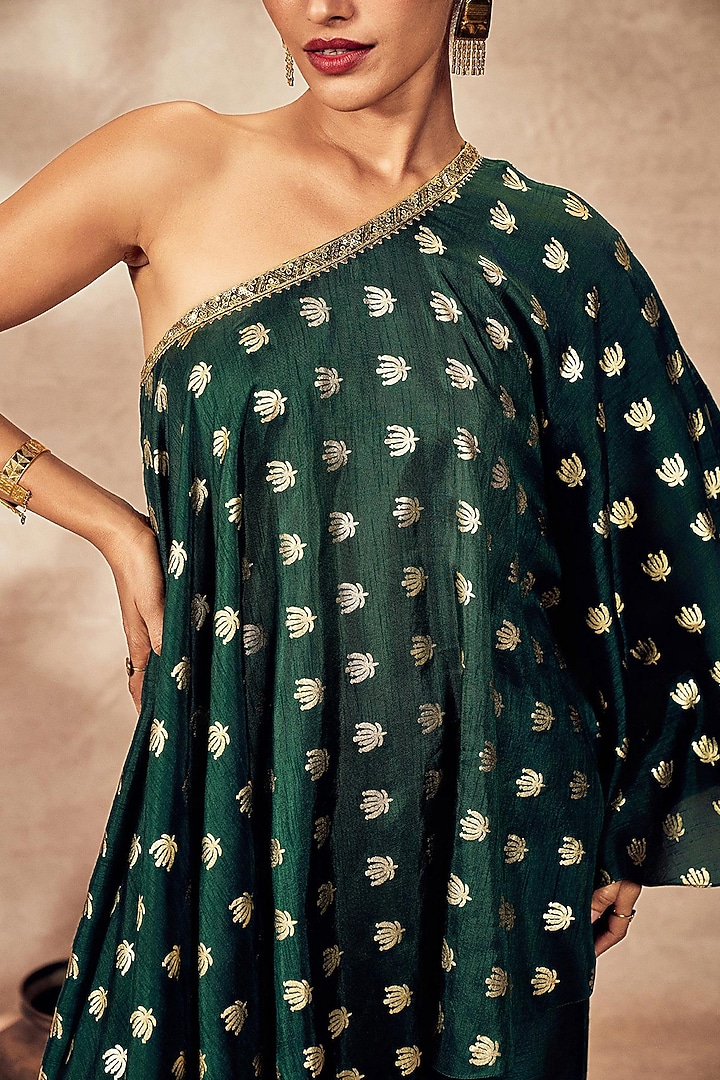 Green Raw Silk Kinari Gota Embroidered One-Shoulder Asymmetrical Tunic Set by Masaba at Pernia's Pop Up Shop