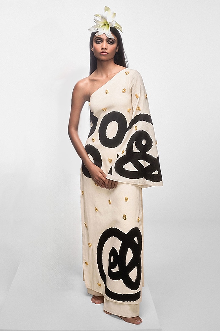 Ivory Handwoven Kora Cotton Printed Kurta Set by Masaba at Pernia's Pop Up Shop