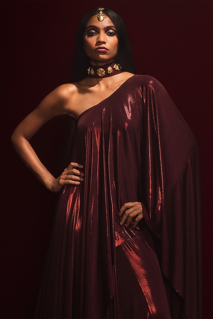 Burgundy Heavy Crepe Draped Skirt Reception Saree Set by Masaba at Pernia's Pop Up Shop