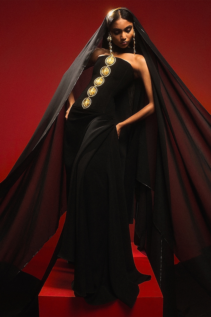 Black Heavy Crepe Skirt Set by Masaba at Pernia's Pop Up Shop
