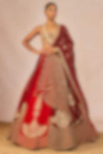 Red Shaded Raw Silk Paankh-Bagh Motif Embroidered Bridal Lehenga Set by Masaba at Pernia's Pop Up Shop