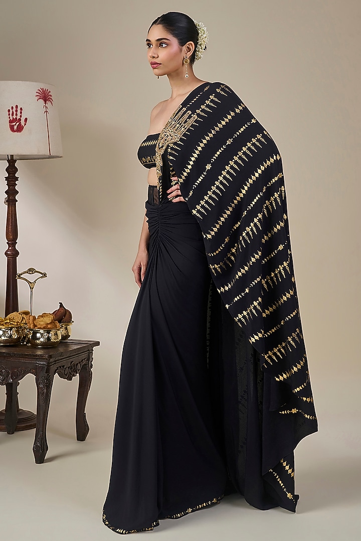 Black Crepe Silk Foil Printed Pre-Stitched Wedding Saree Set by Masaba at Pernia's Pop Up Shop