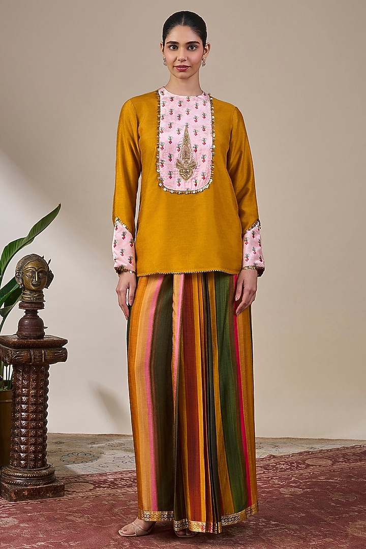 Yellow Viscose Slub Embroidered & Printed Kurta by Masaba at Pernia's Pop Up Shop