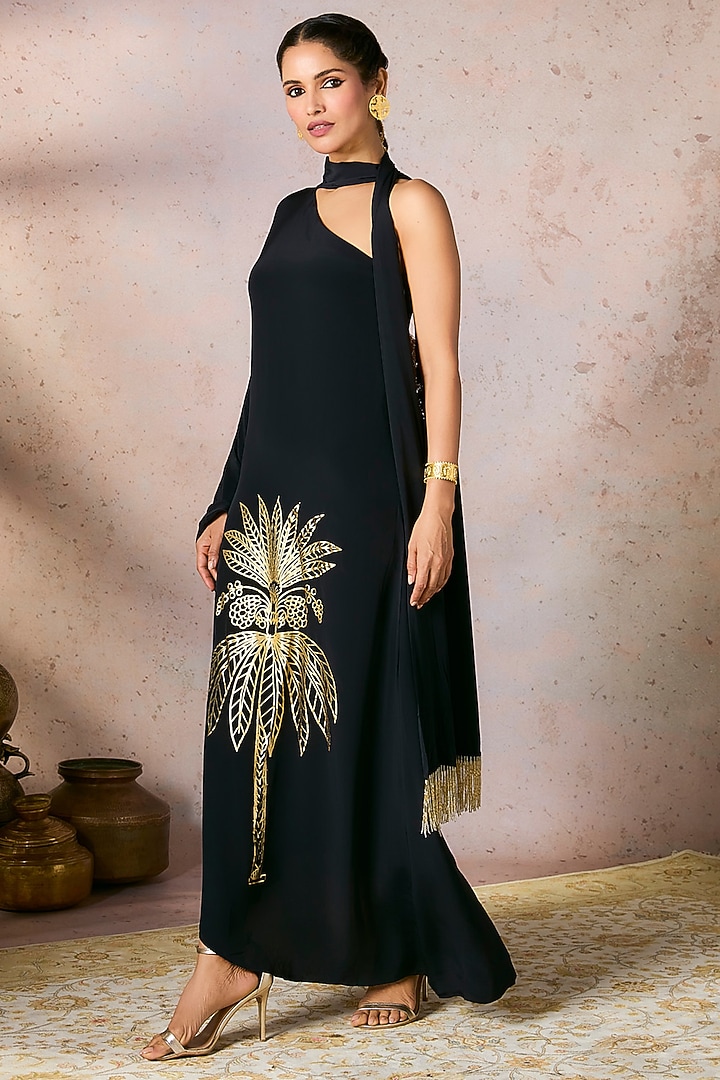 Black Crepe Silk Tropical Foil Printed One-Shoulder Asymmetrical Kaftan With Sash by Masaba at Pernia's Pop Up Shop