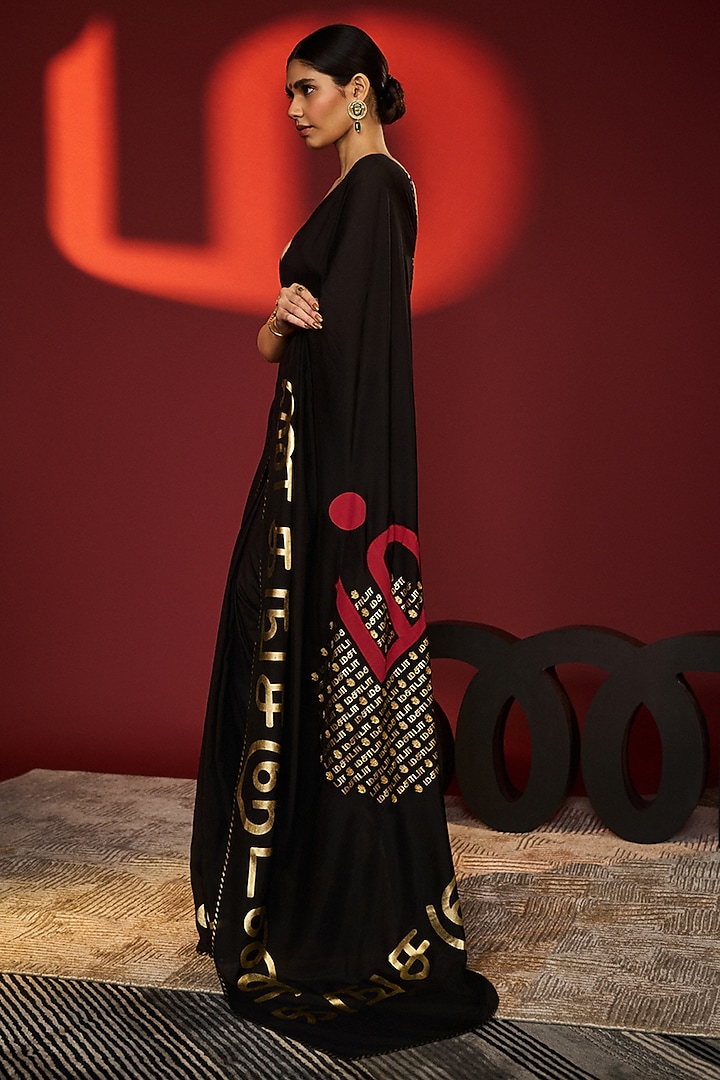 Black Mul Silk Digital Foil Printed Wedding Saree Set by Masaba at Pernia's Pop Up Shop