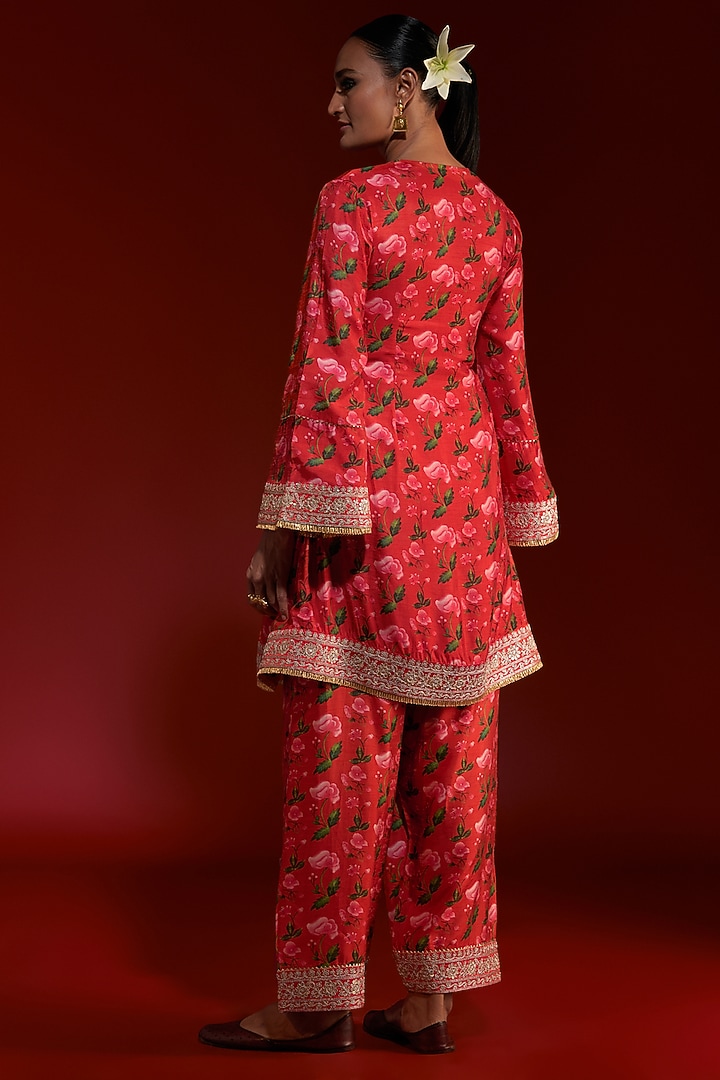 Red Raw Silk Digital Printed Kurta Set by Masaba at Pernia's Pop Up Shop