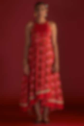 Red Raw Silk Digital Printed High-Low Kurta Vacation Dress by Masaba at Pernia's Pop Up Shop