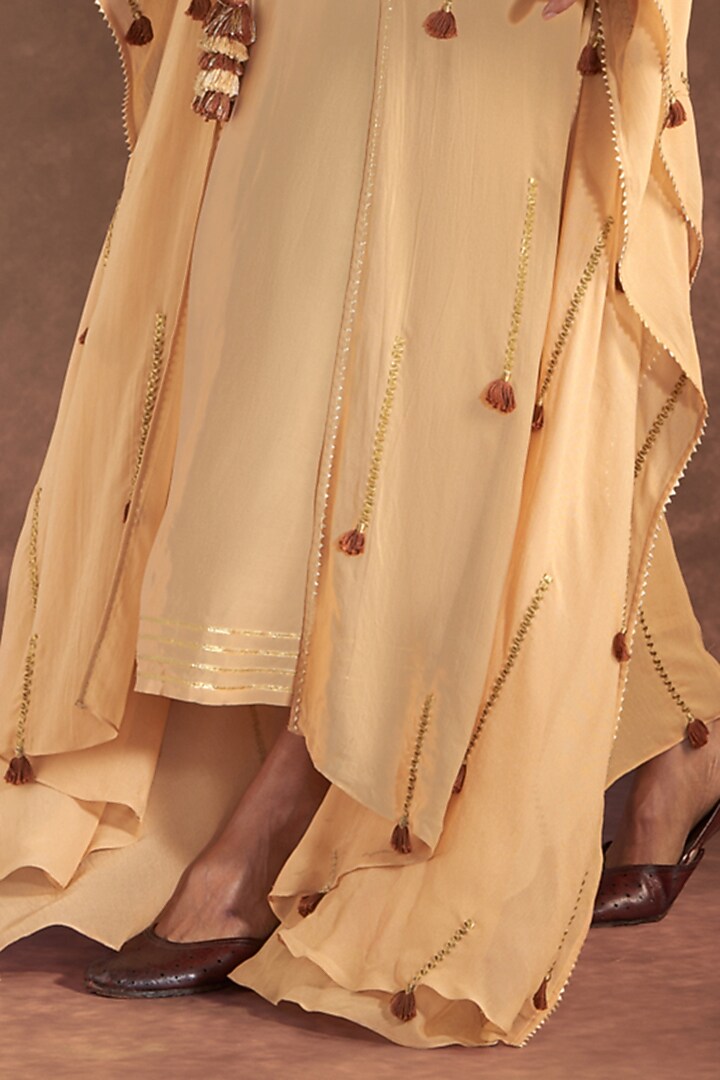 Oatmeal Georgette Embroidered Kaftan by Masaba at Pernia's Pop Up Shop
