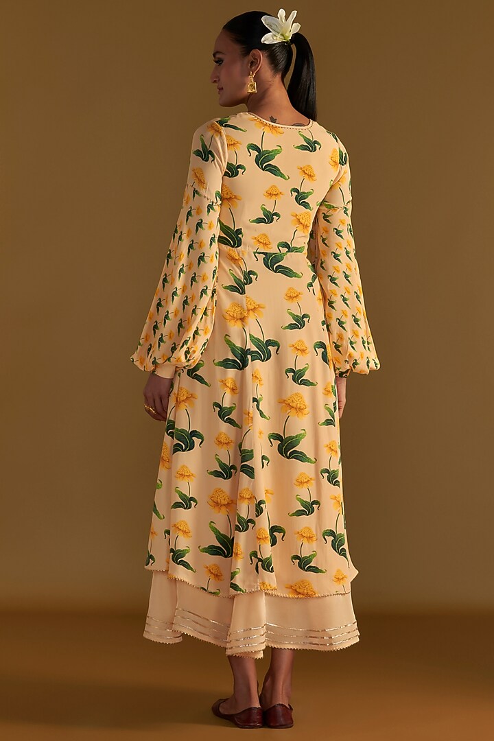 layered kurta dress Off White Chanderi Layered Kurta Set With Banarasi Tissue Dupatta