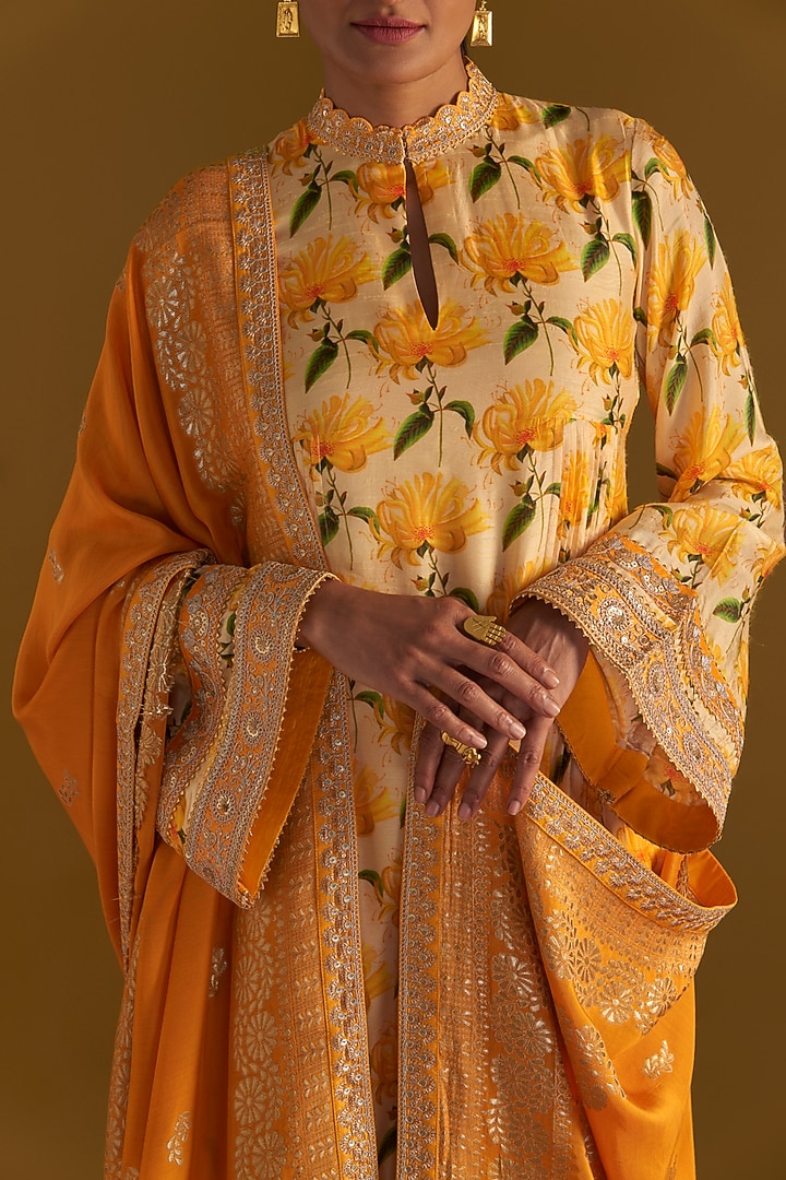 Vanilla Raw Silk Embroidered & Digital Printed Kurta Set by Masaba at Pernia's Pop Up Shop