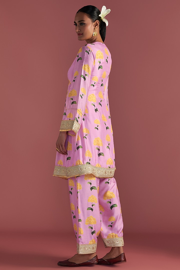 Blush Raw Silk Digital Printed Kurta Set by Masaba at Pernia's Pop Up Shop