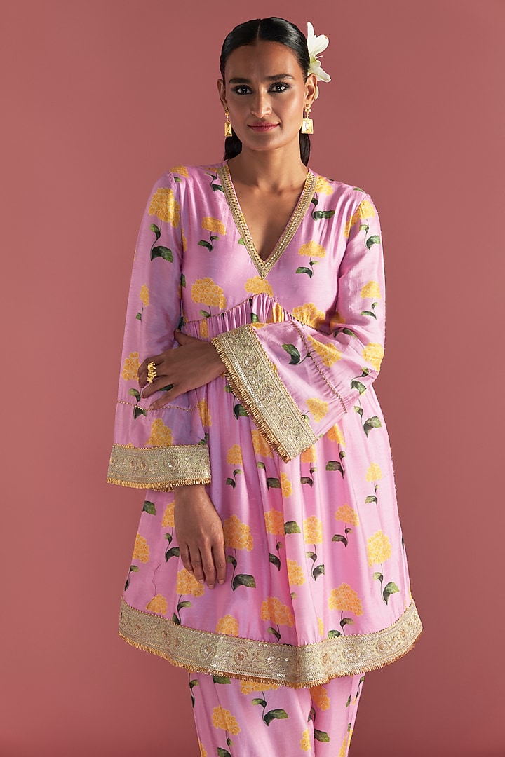 Blush Raw Silk Digital Printed Kurta Set by Masaba at Pernia's Pop Up Shop