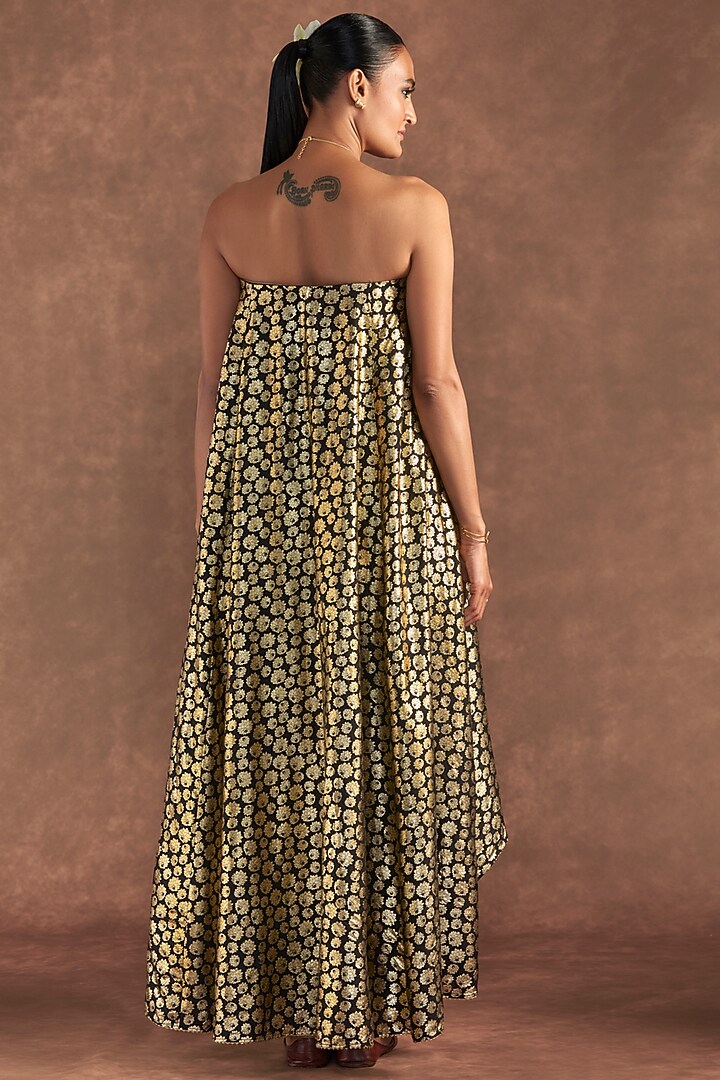 Black Raw Silk Co-Ord Set by Masaba at Pernia's Pop Up Shop