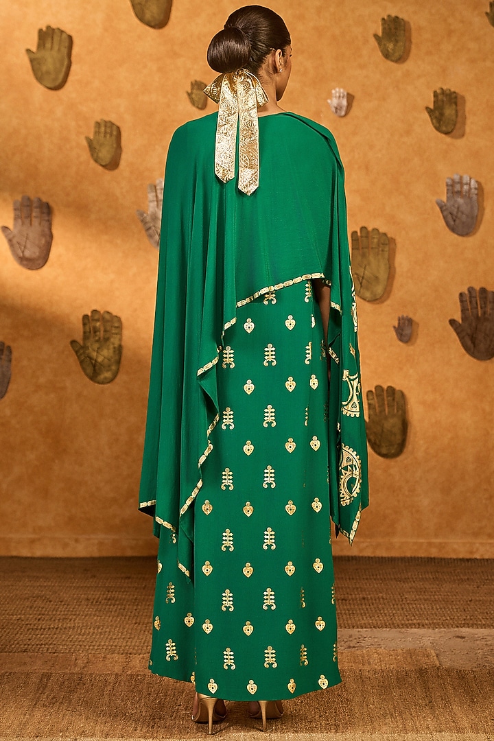 Green Crepe Lunar Crown Foil Printed Kaftan by Masaba at Pernia's Pop Up Shop