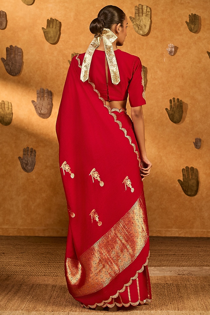 Pink Raw Silk Foil & Dawn Printed Wedding Saree Set by Masaba at Pernia's Pop Up Shop