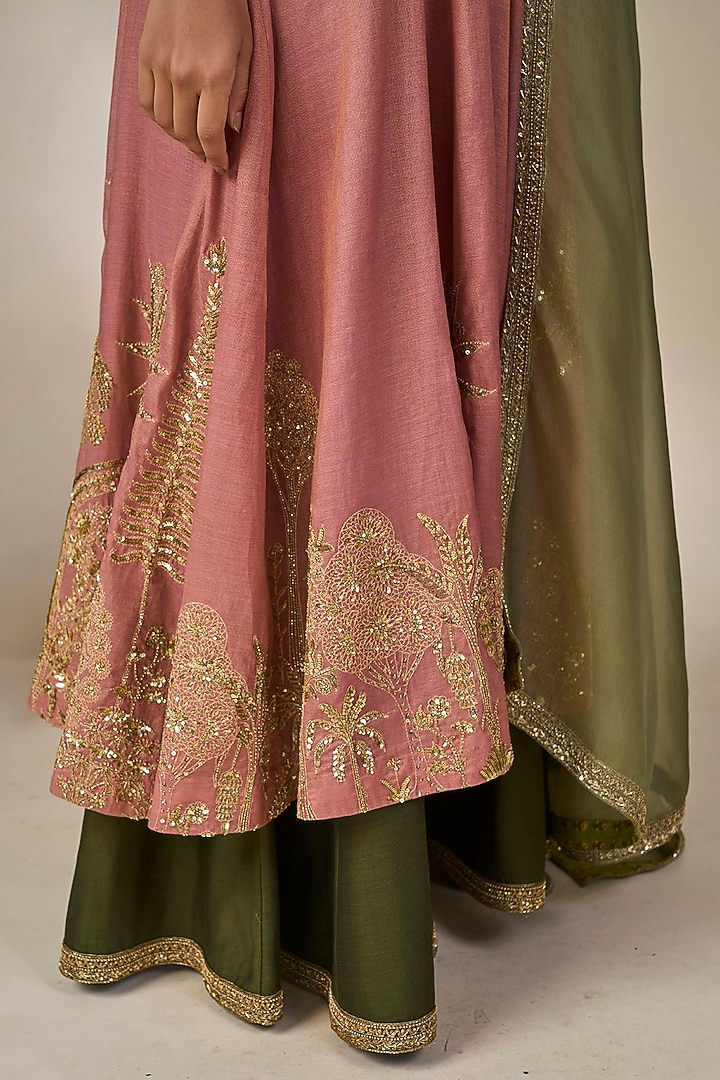 Onion Pink Tissue Silk Kurta Set by Masaba at Pernia's Pop Up Shop
