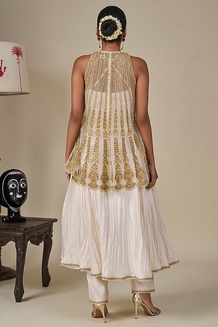 Ivory Silk Embroidered Overlay Crushed Kurta Set by Masaba at Pernia's Pop Up Shop