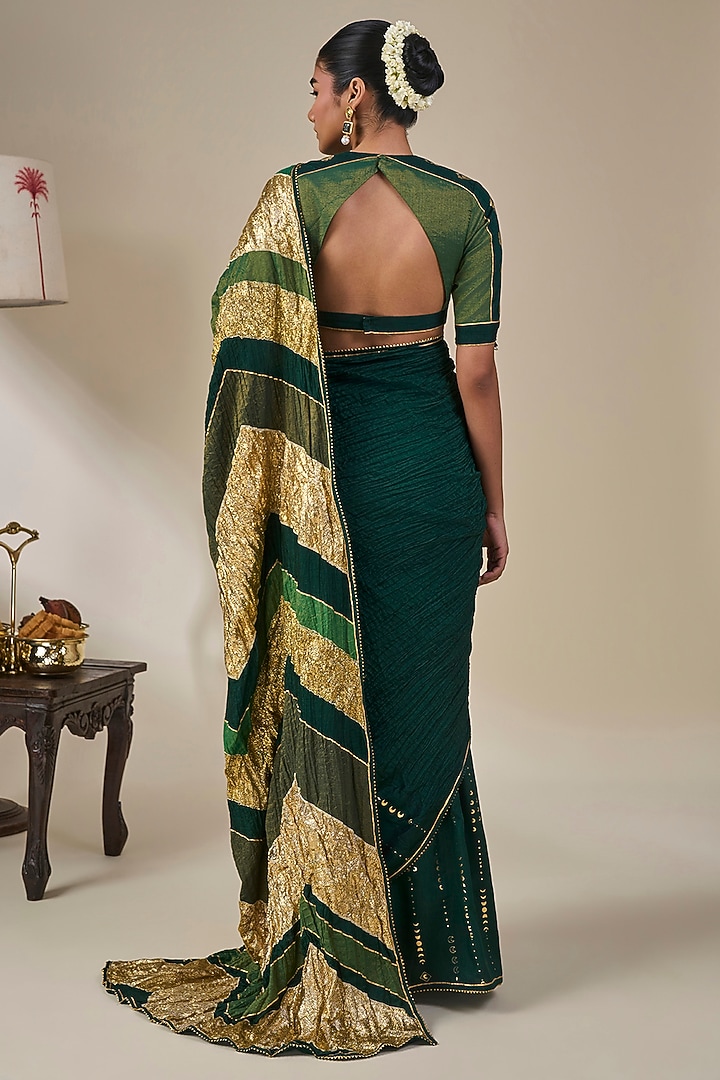 Bottle Green Viscose Slub Crushed Wedding Saree Set by Masaba at Pernia's Pop Up Shop
