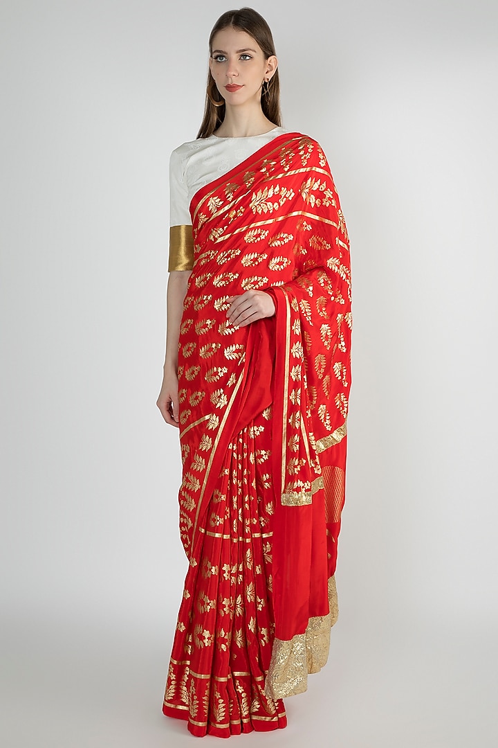 Red Embellishments Printed Saree Set by Masaba