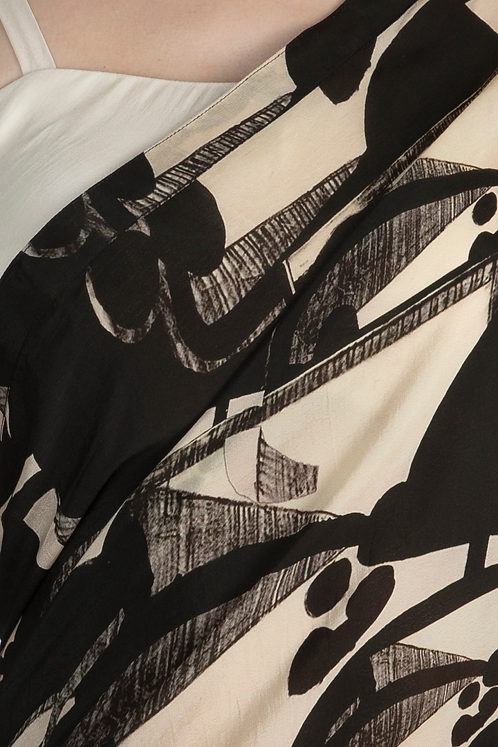 Black & Ivory Digital Printed Party Wear Saree Set by Masaba at Pernia's Pop Up Shop