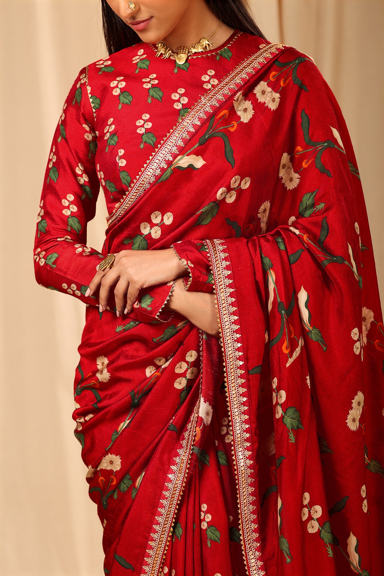 Red and Beige Floral Printed Georgette Saree – Stylemantra