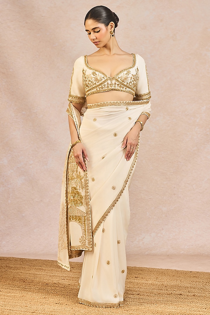 Ivory Pure Crepe Gul Jharokha Motif Embroidered Bridal Saree Set by Masaba at Pernia's Pop Up Shop
