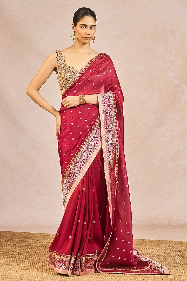 Cranberry Red Dupion Kolar Mocha Motif Embroidered Reception Saree Set by Masaba at Pernia's Pop Up Shop
