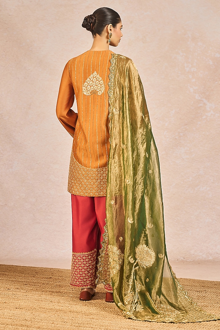 Rust Chanderi Gul Jharokha Chaand Motif Embroidered Kurta Set by Masaba at Pernia's Pop Up Shop