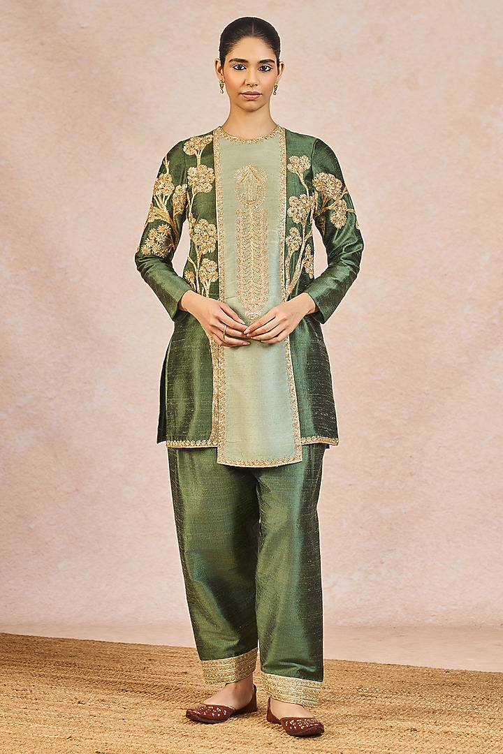 Deep Green Raw Silk Kashmiri Kali Motif Embroidered Kurta Set by Masaba at Pernia's Pop Up Shop