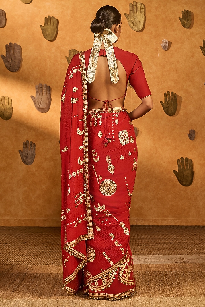 Red Mul Silk Gold Foil Printed Wedding Saree Set by Masaba at Pernia's Pop Up Shop
