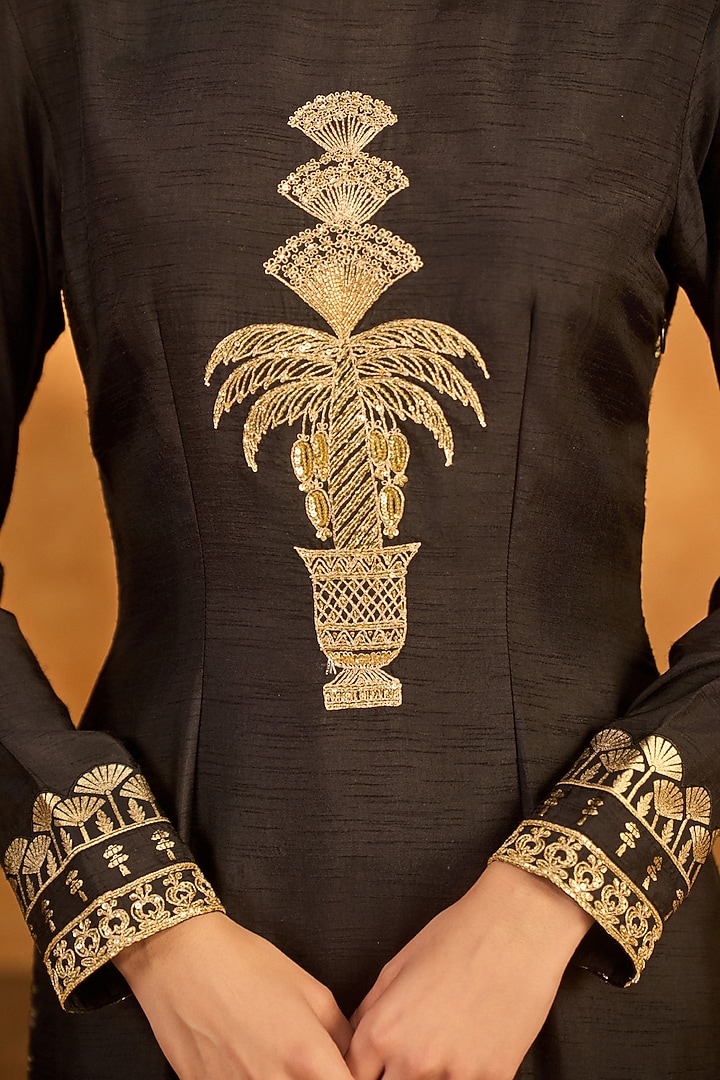 Black Raw Silk Foil Printed & Embroidered Kurta Set by Masaba at Pernia's Pop Up Shop
