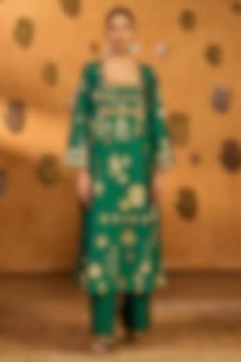 Green Raw Silk Hand Embroidered & Printed Kurta Set by Masaba at Pernia's Pop Up Shop