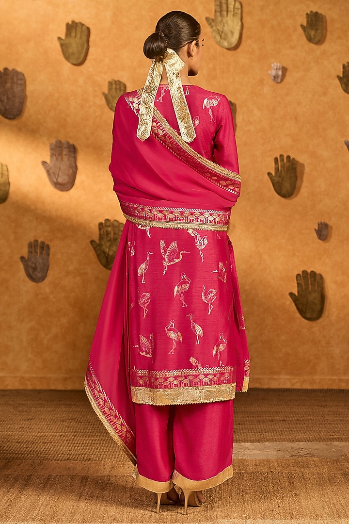 Pink Raw Silk Foil Printed & Embroidered Kurta Set by Masaba at Pernia's Pop Up Shop