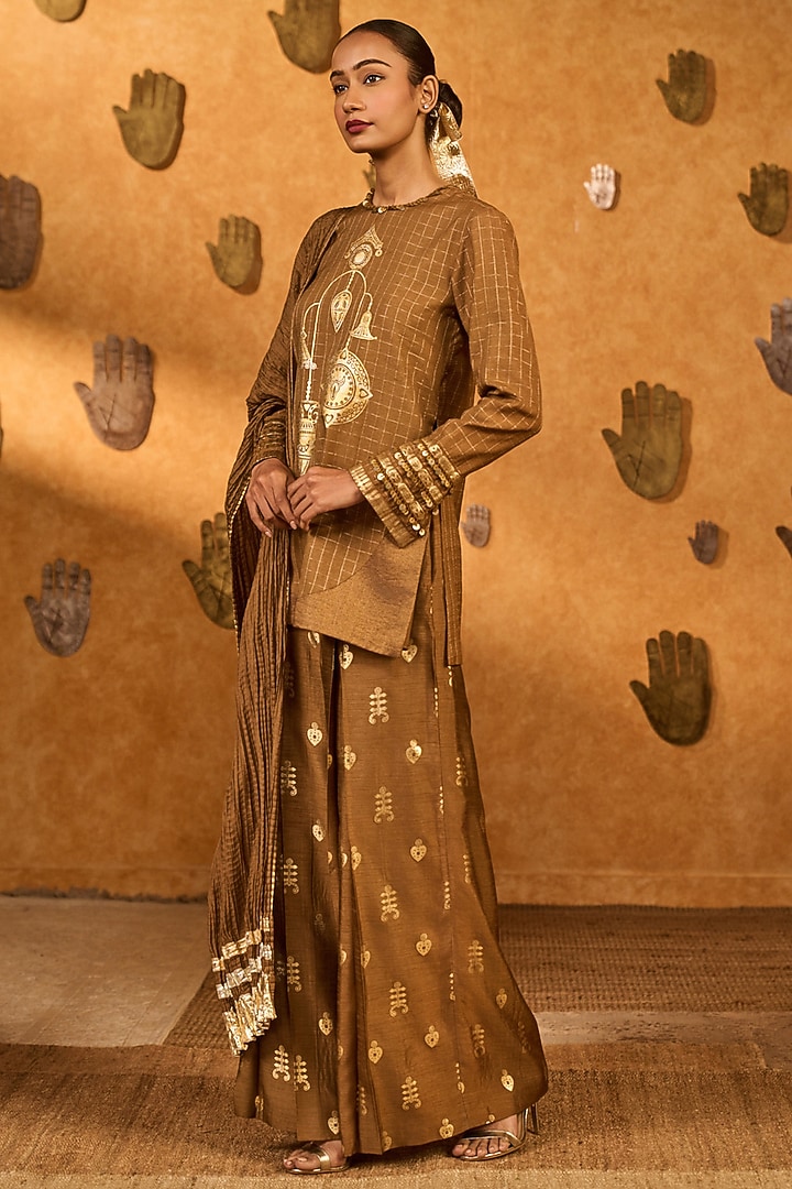 Brown Zari Checks Foil Printed A-Line Kurta Set by Masaba at Pernia's Pop Up Shop