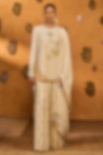 Ivory Zari Checks Foil Printed A-Line Kurta Set by Masaba at Pernia's Pop Up Shop