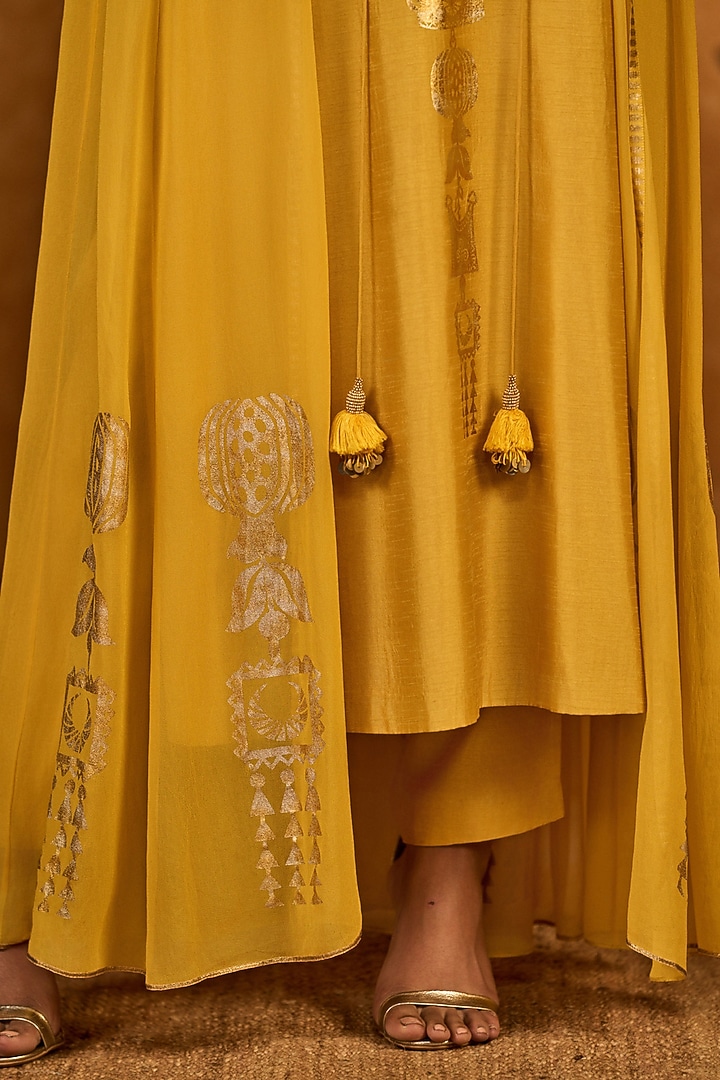 Ochre Yellow Georgette Foil Printed Jacket Set by Masaba at Pernia's Pop Up Shop